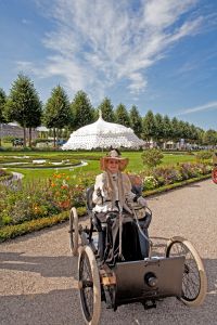 Oldtimer-Gala im Schlosspark Schwetzingen