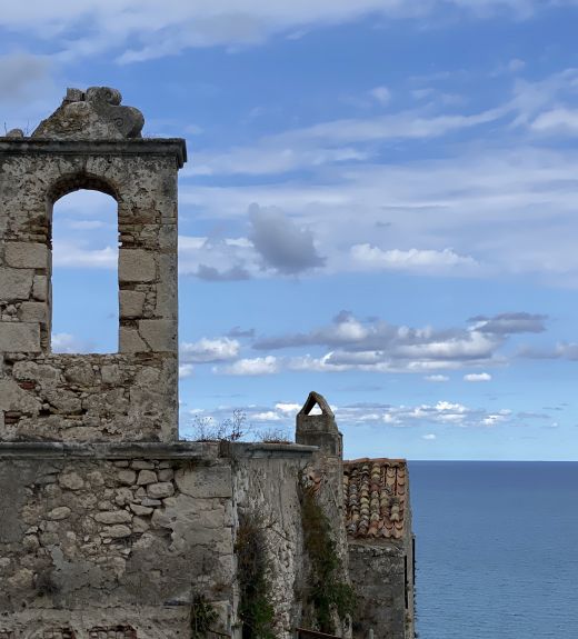 Die Stadt Peschici ist ein von den Slawen gegründetes Fischerdorf in Gargano.